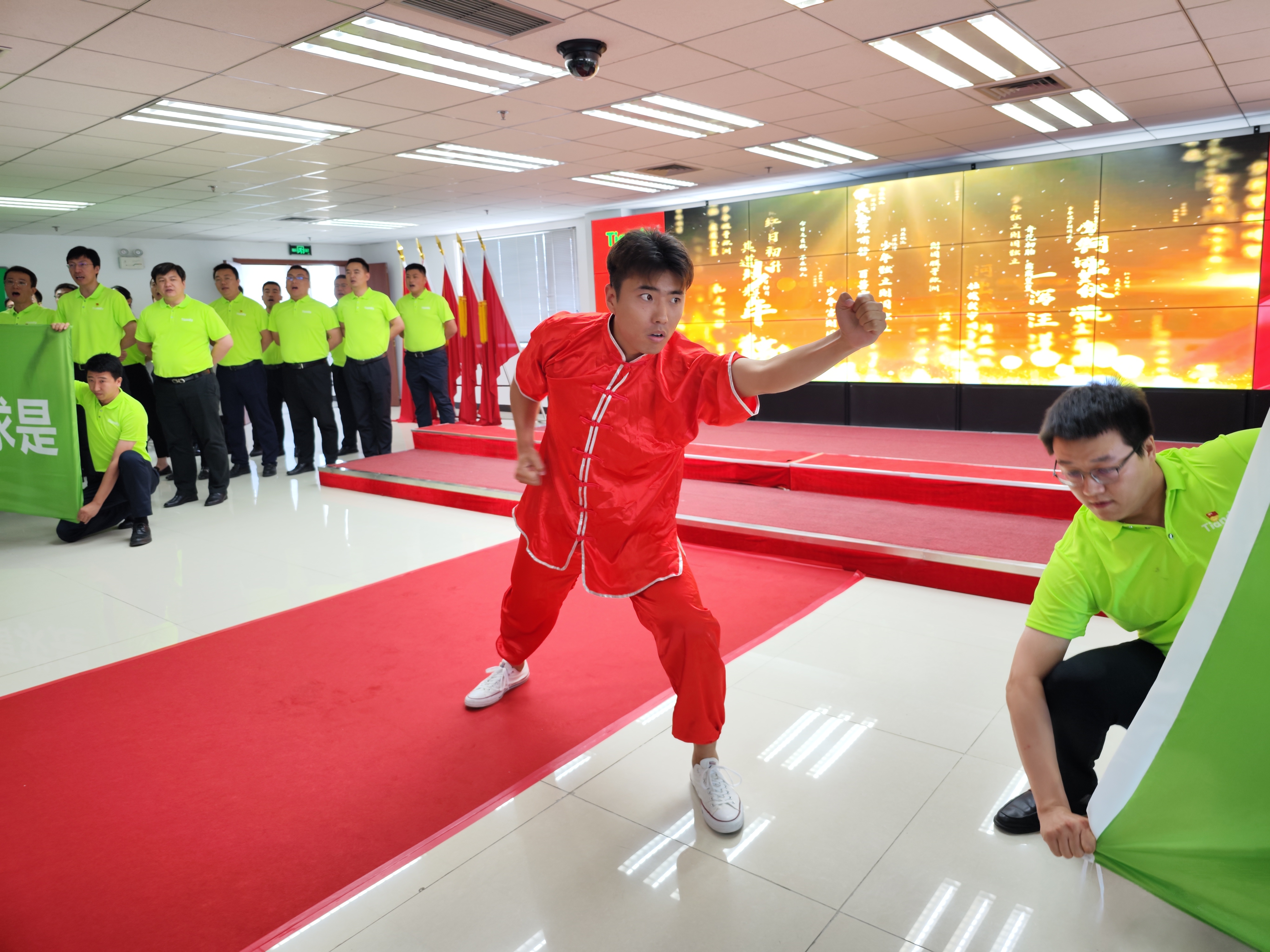 尊龙凯时·(中国集团)人生就是搏!