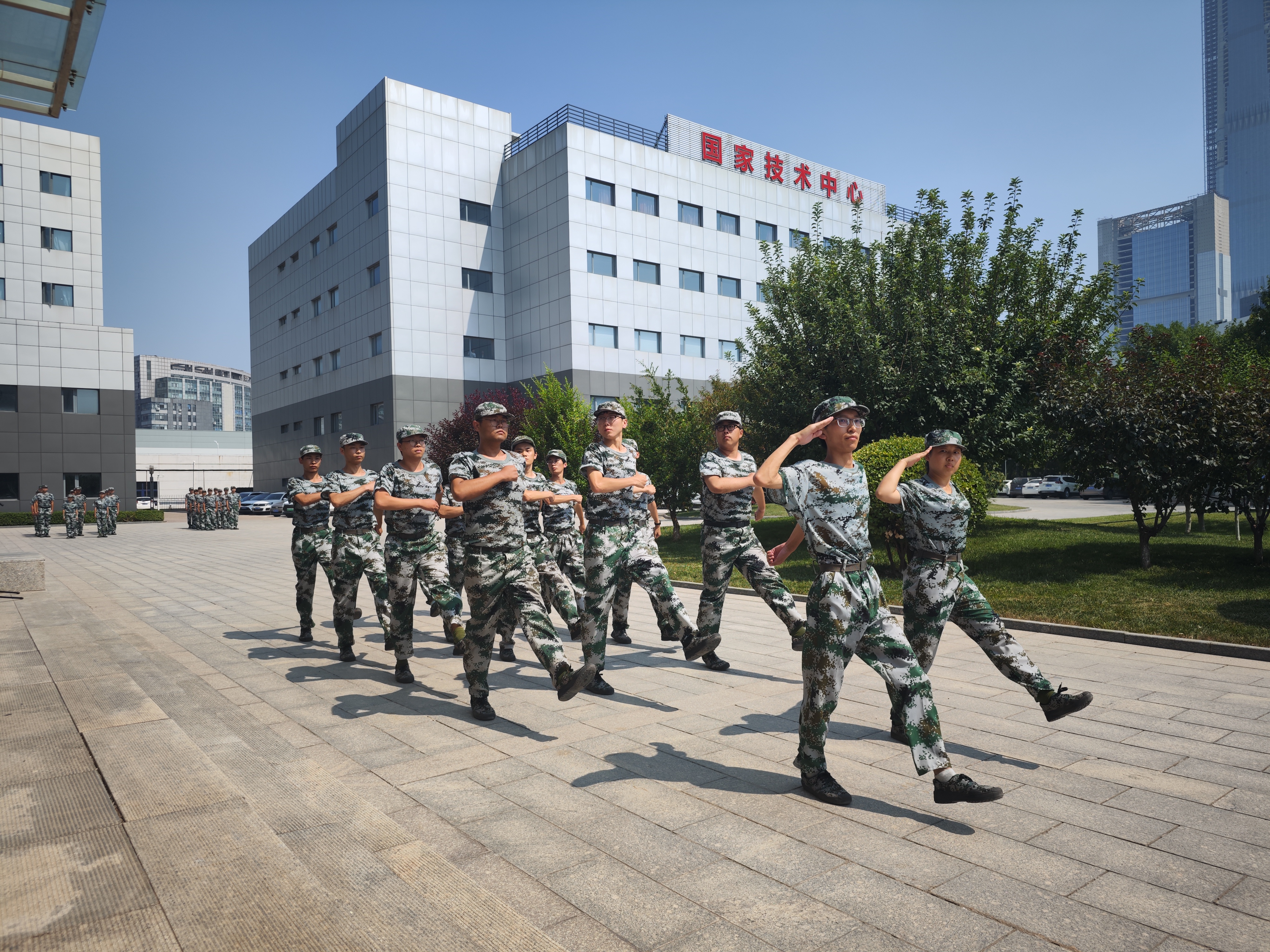 尊龙凯时·(中国集团)人生就是搏!