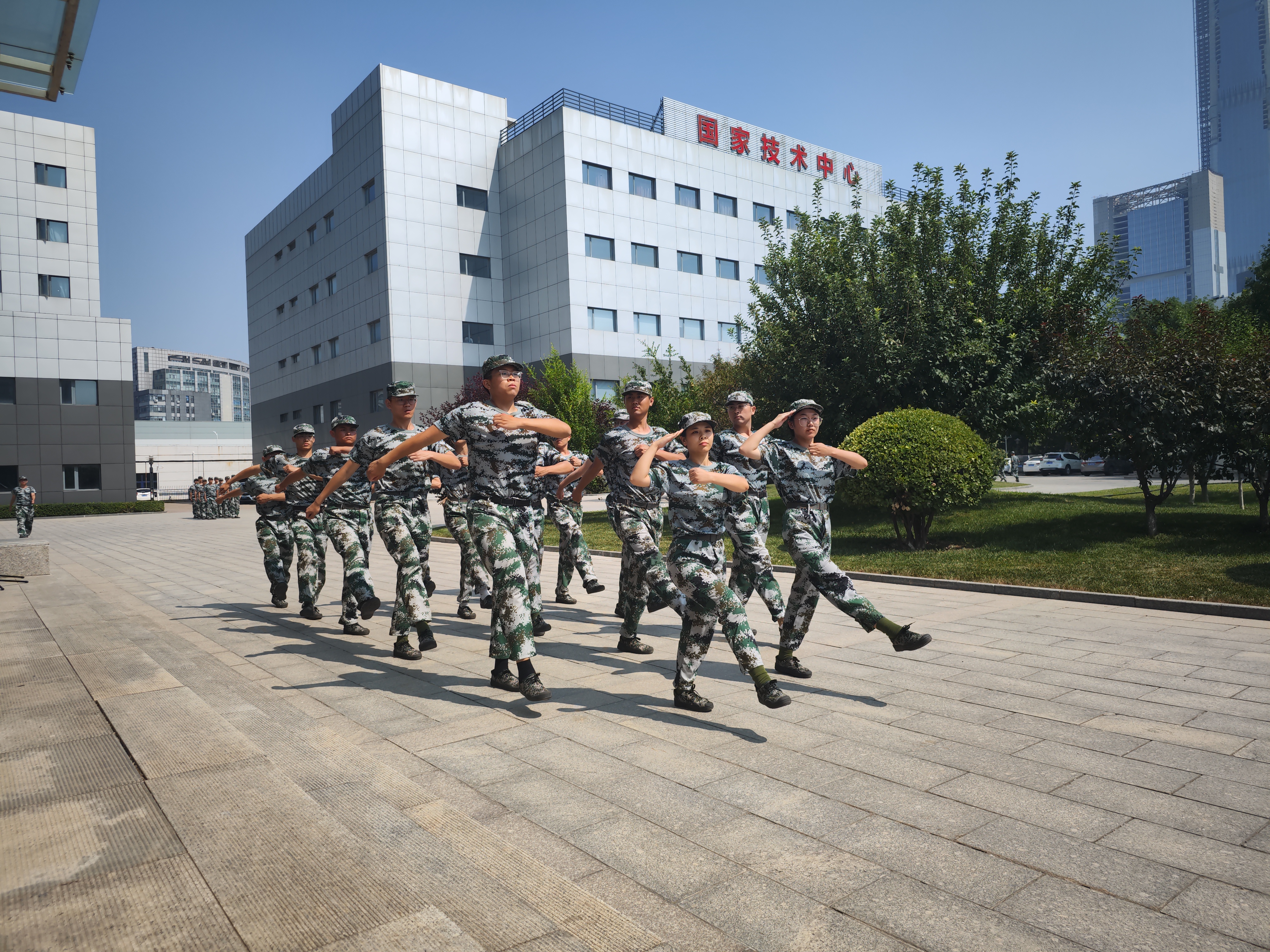 尊龙凯时·(中国集团)人生就是搏!