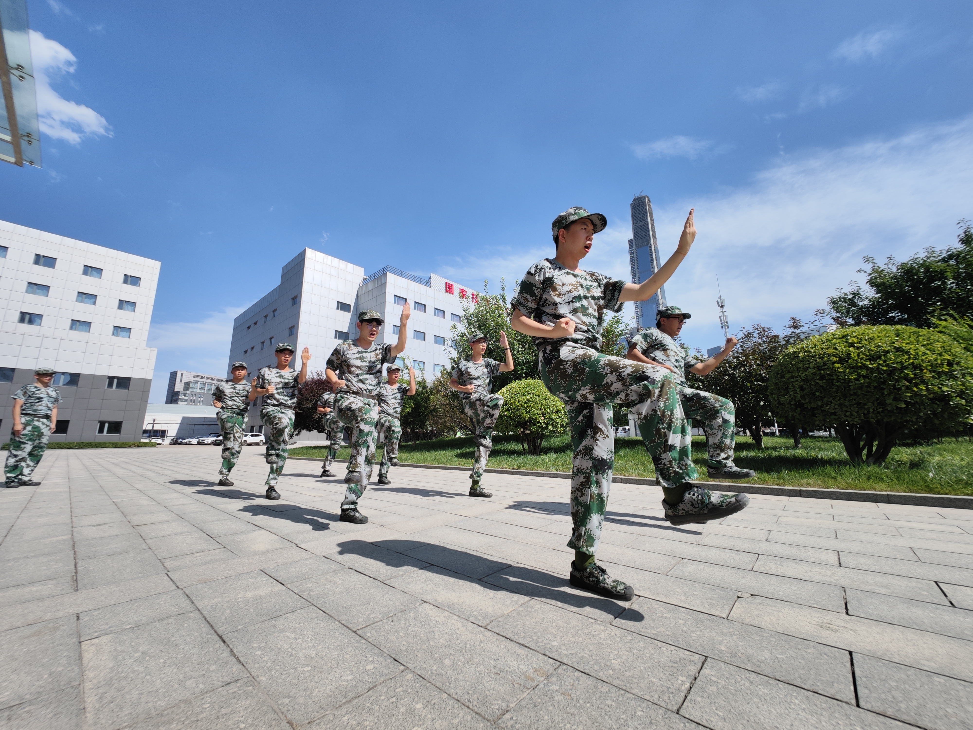 尊龙凯时·(中国集团)人生就是搏!